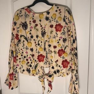 H&M Floral Tie-front Blouse NWT 8